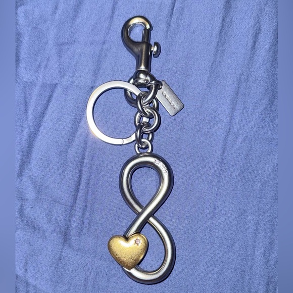 Coach Infinity Charm - Picture 3 of 4